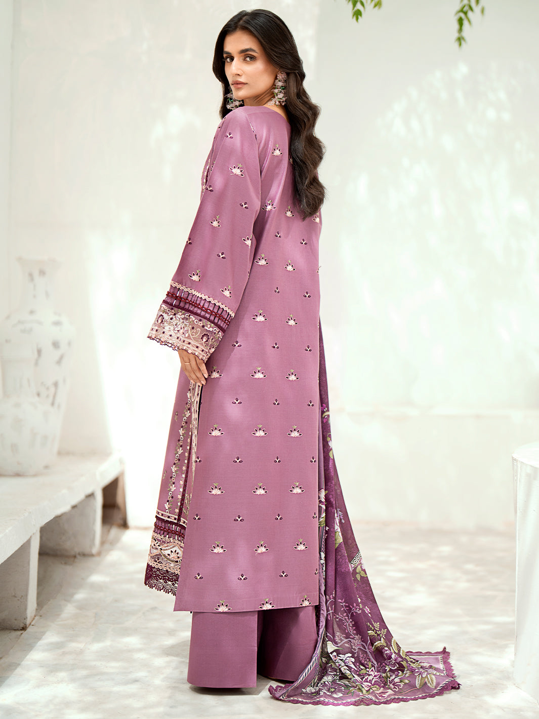 Bin Ilyas | Riwaayst Spring Summer 24 | 305-B