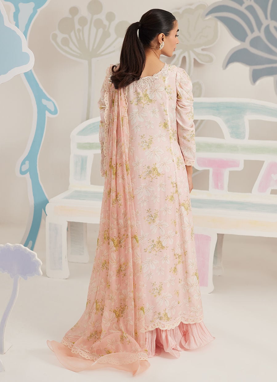 Farah Talib Aziz | Frou Frou Ramadan Edit | Viona