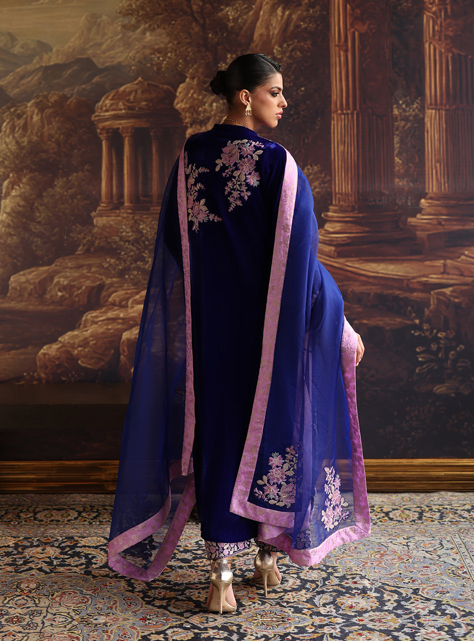 Zainab Chottani | Velura Velvet Edit 25 | Zelin Long Shirt