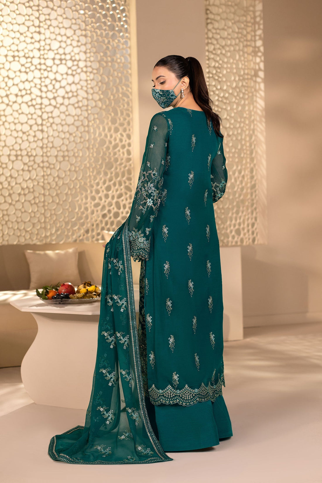 Flossie | Zeenat Formals | ZE-106