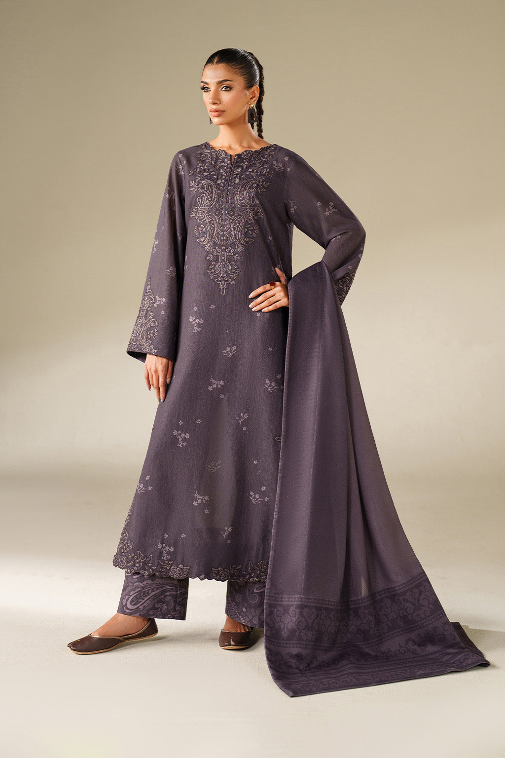 Iznik | Winter Chapter 25 | UE-558 Printed Khaddar