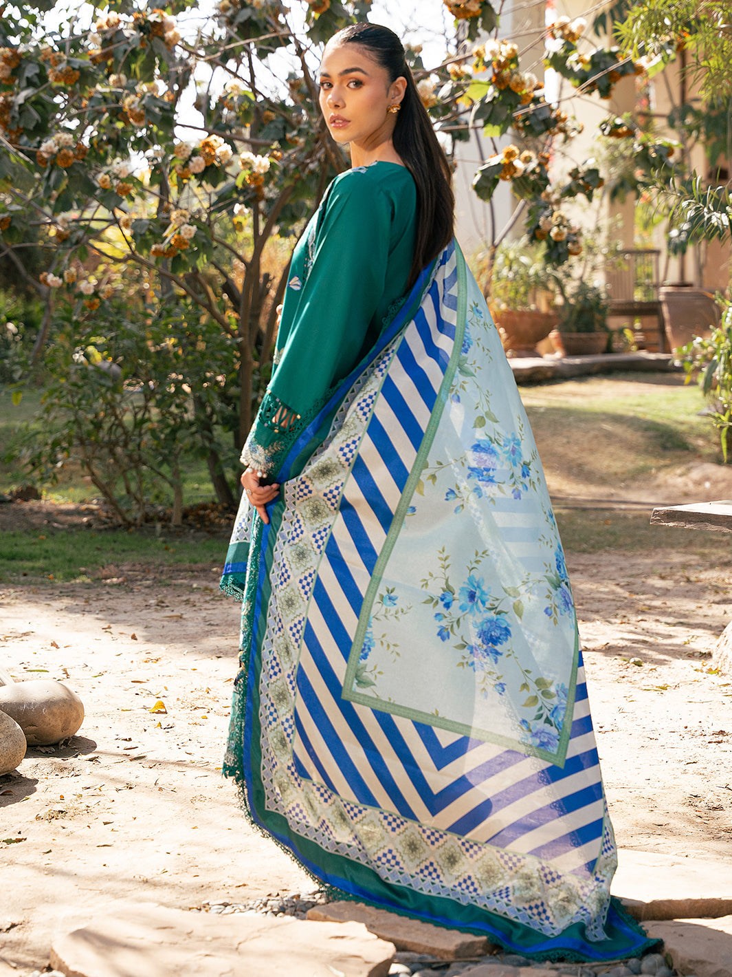 Bin Ilyas | Hazel Printed Lawn 25 | 2077 - A