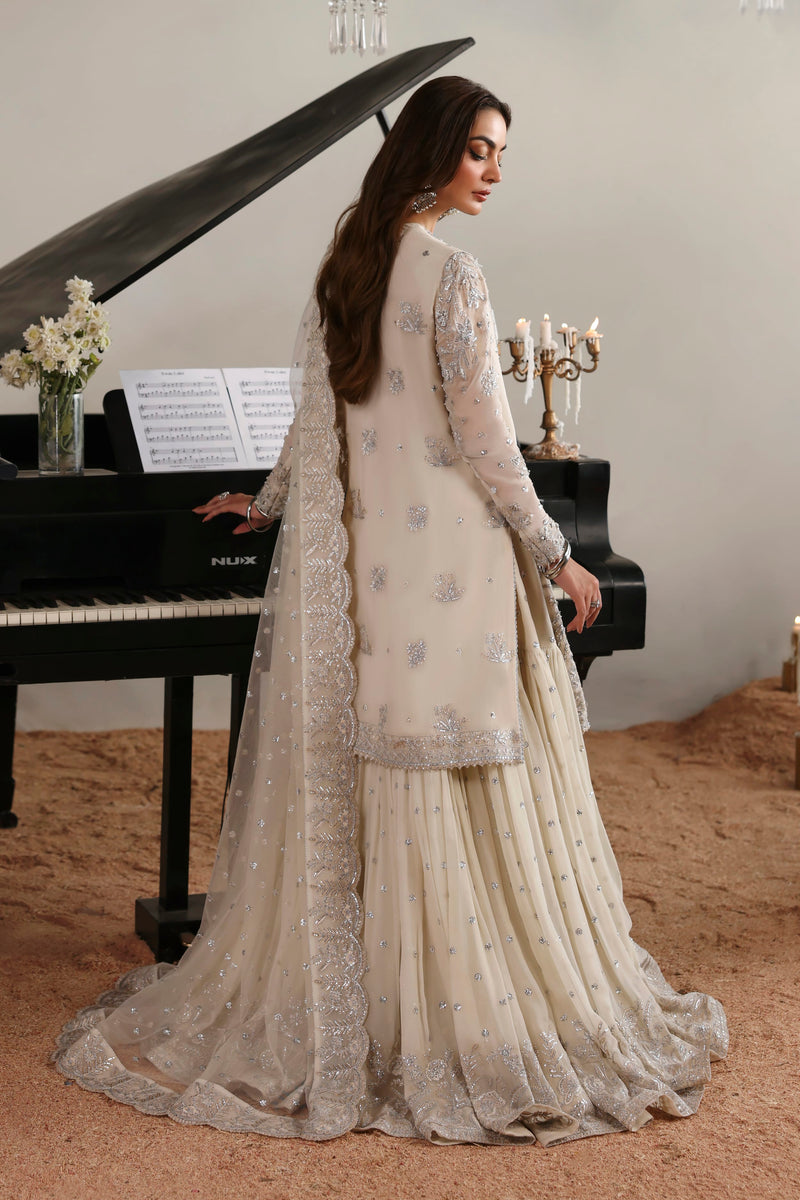 Akbar Aslam | Luxury Formals | Estelle