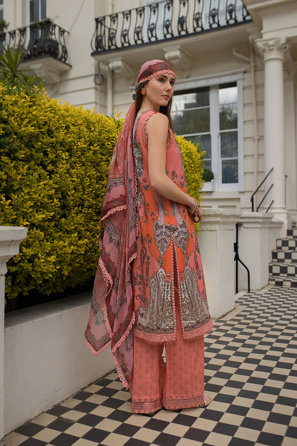 Sobia Nazir | Basics 25 | Design 4A