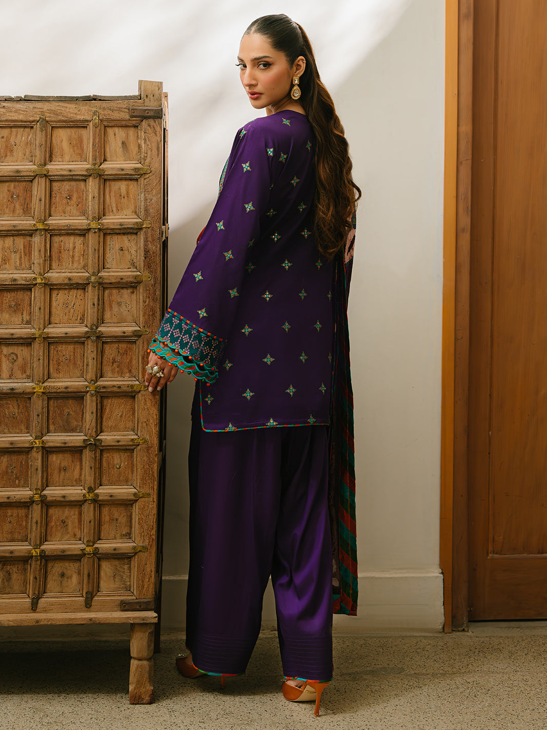 Bin Ilyas | Olivia Embroidered Winter 24 |  524 - B