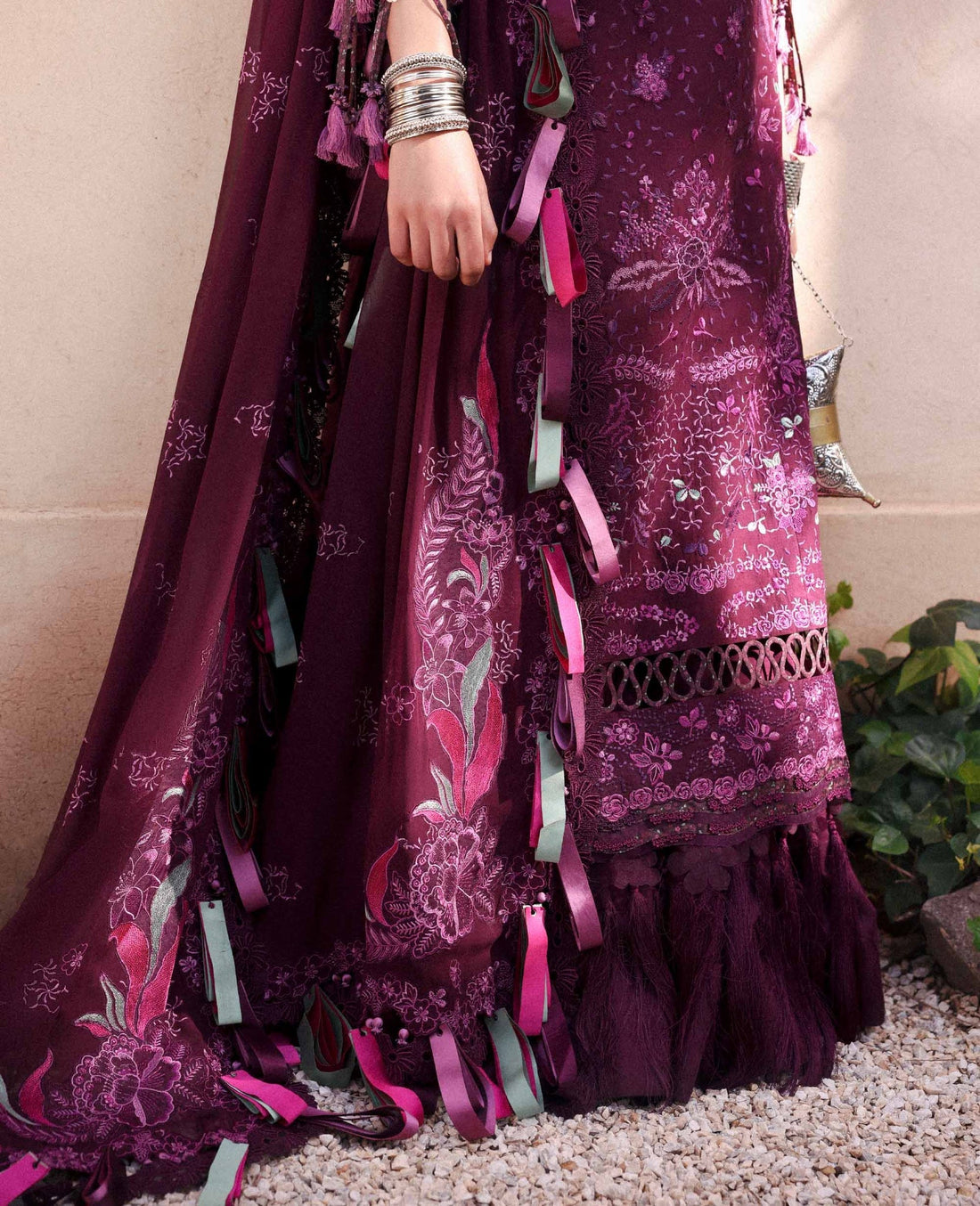 Republic Womenswear | Reine Luxury Lawn 26 | Icie