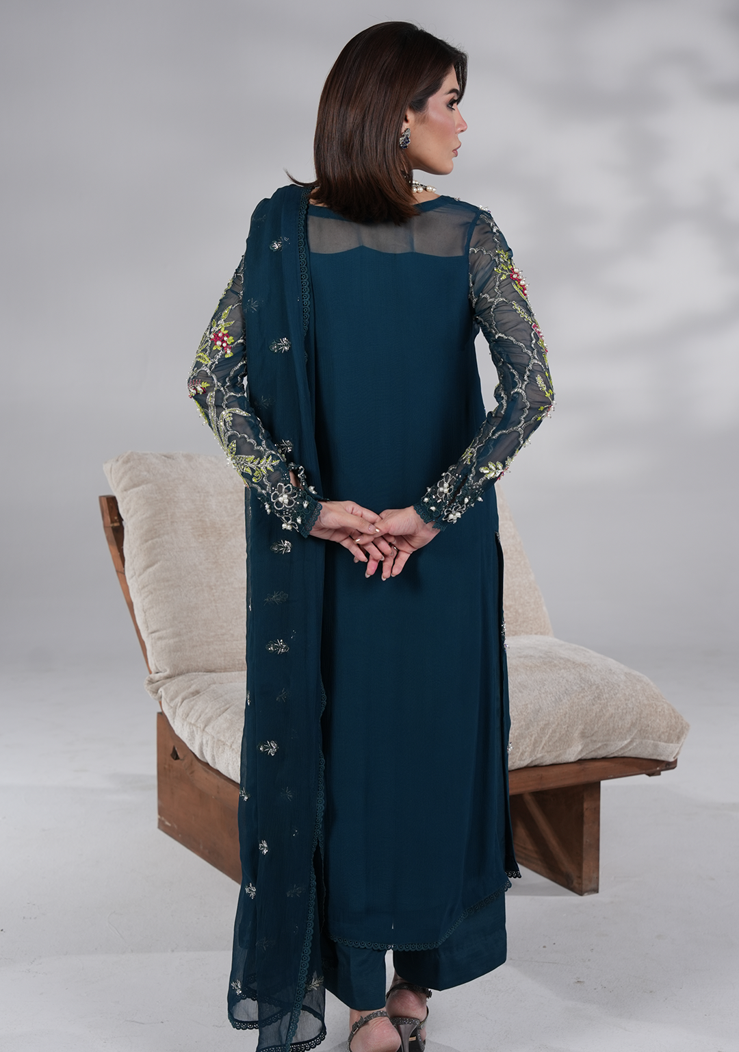 Amave | Oro Luxury Wear | AM-15