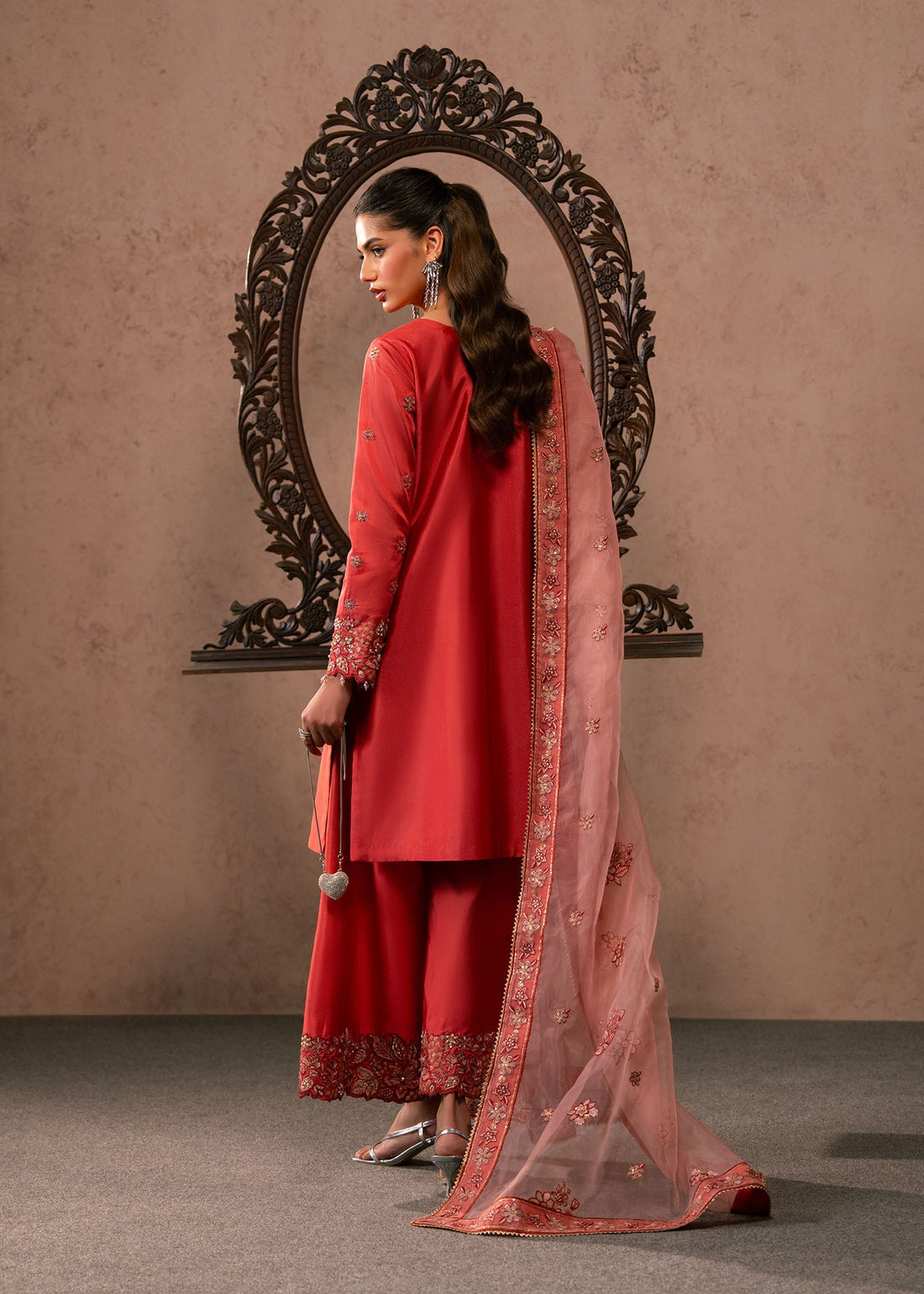 Dastoor | Amelia Luxury Pret 26 | Lucia