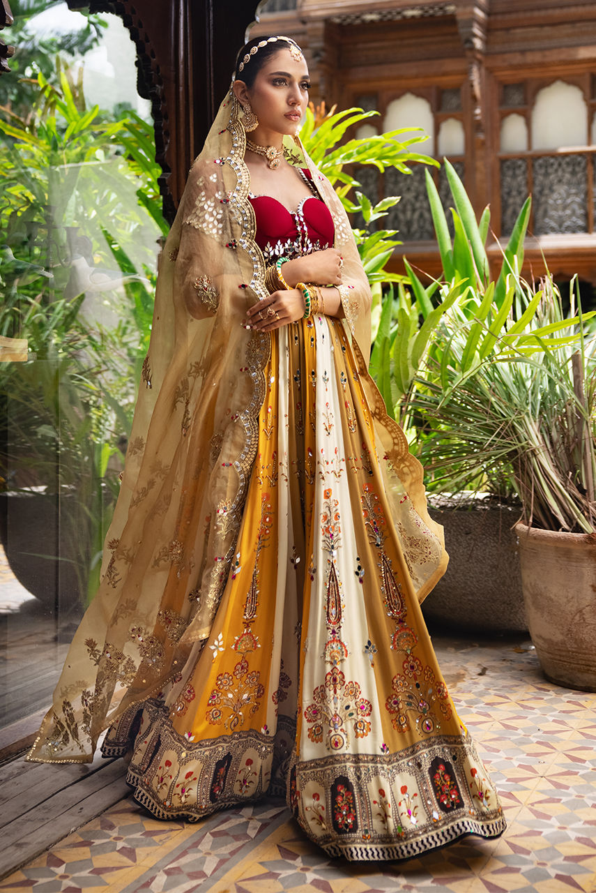 Deepak Perwani | Jaipur Heritage Wedding Wear | Ktd4091