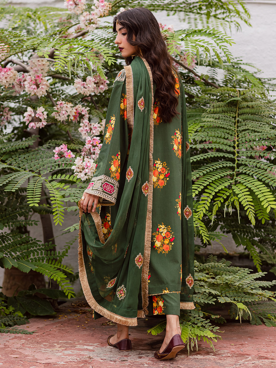 Mahnur | Gulzar Winter 25 | G - 05