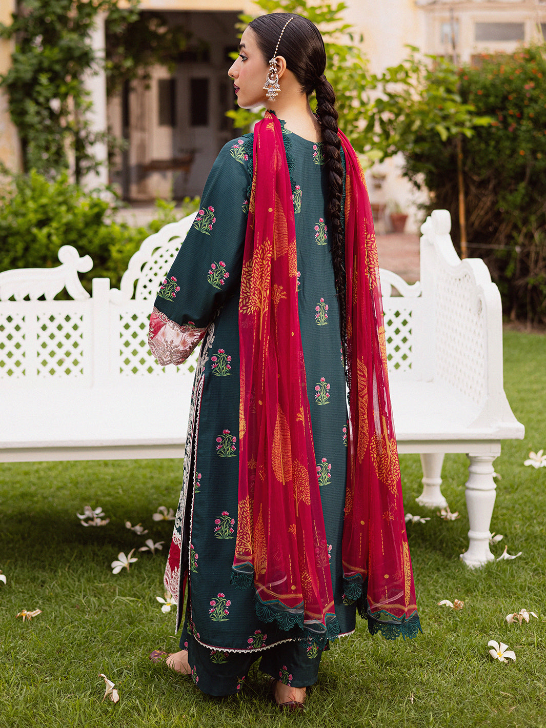 Mahnur | Gulzar Winter 25 | G - 08
