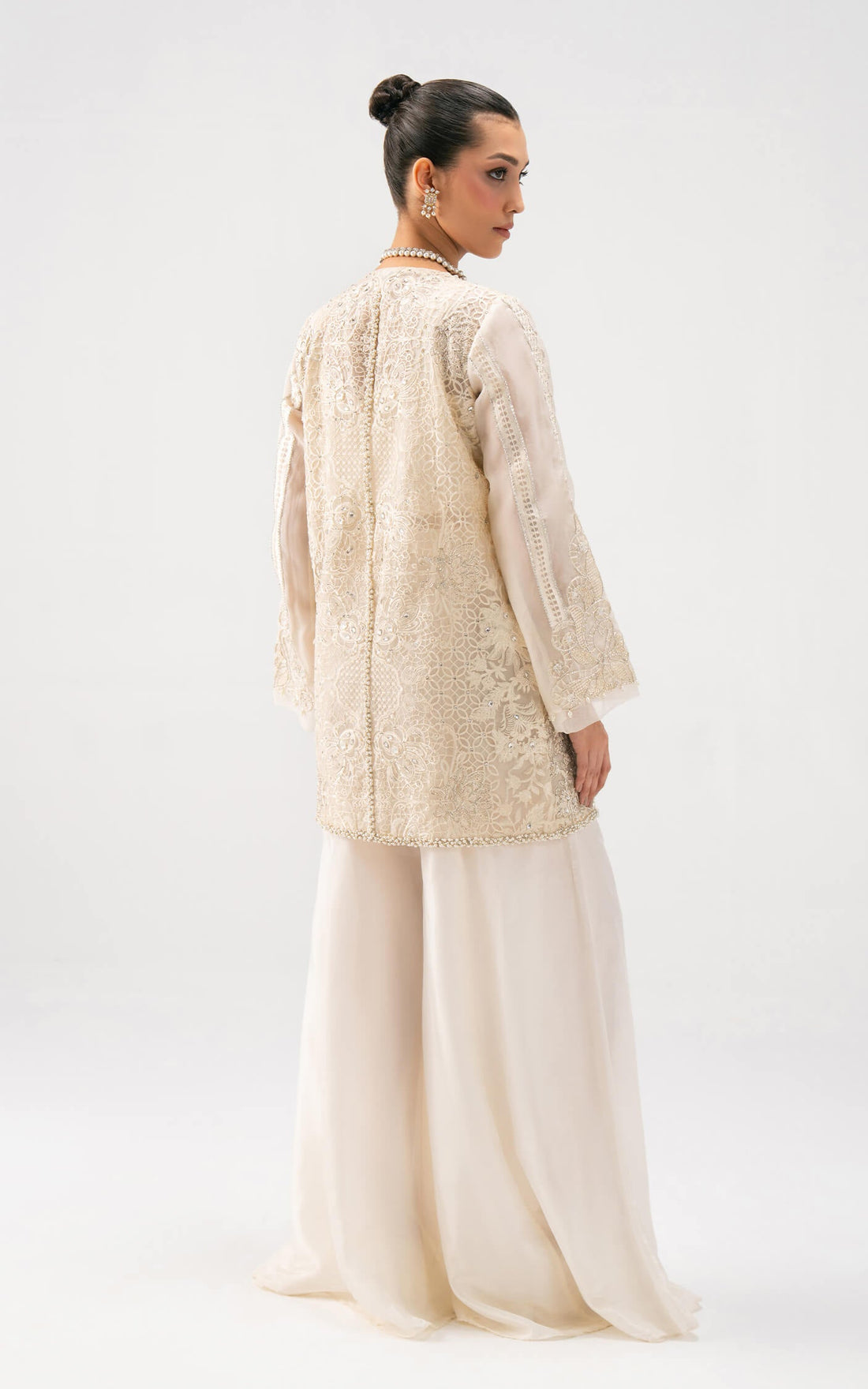 Asifa and Nabeel | Lyle Luxury Formals 25 | Ivory Ãlan