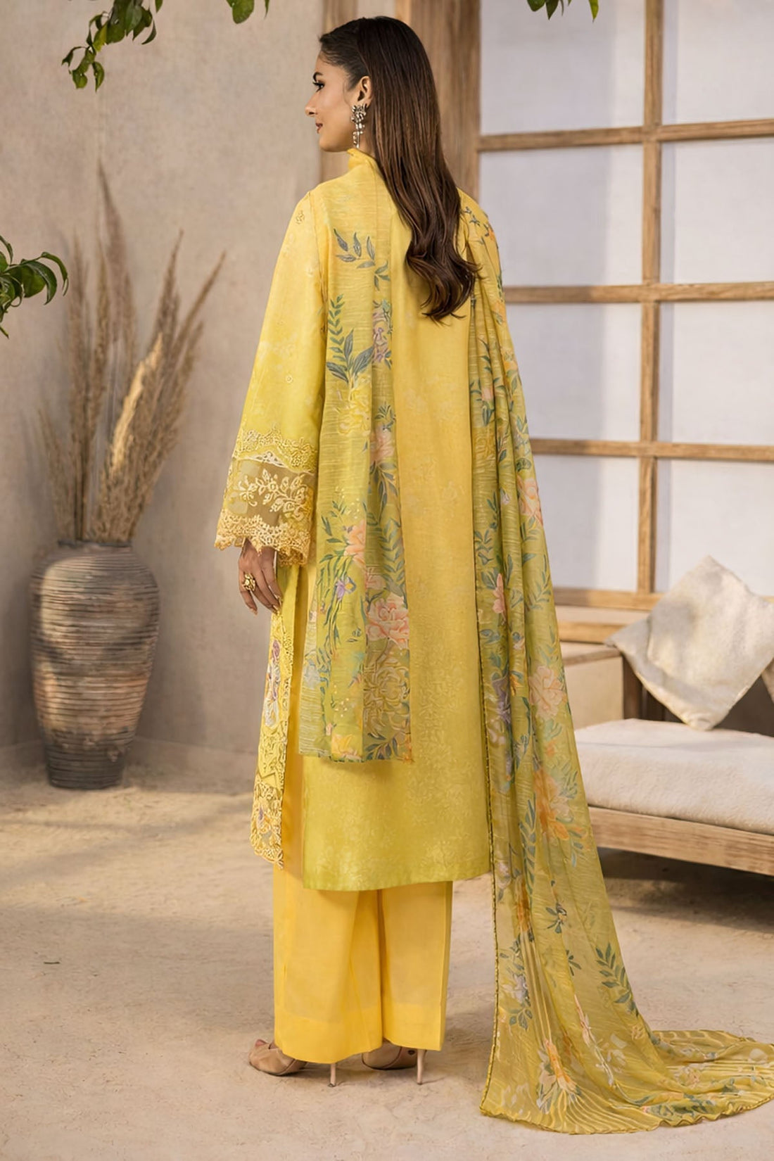 Motifz | Amal Lawn 26 | 5818-REGALIA