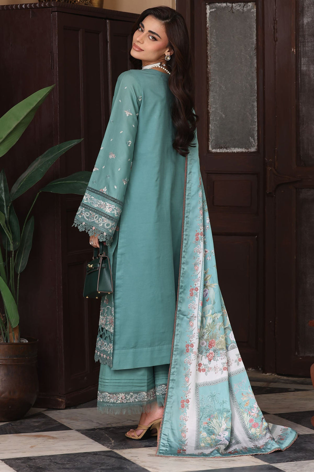 Motifz | Premium Lawn 26 | 5922-MIDNIGHT