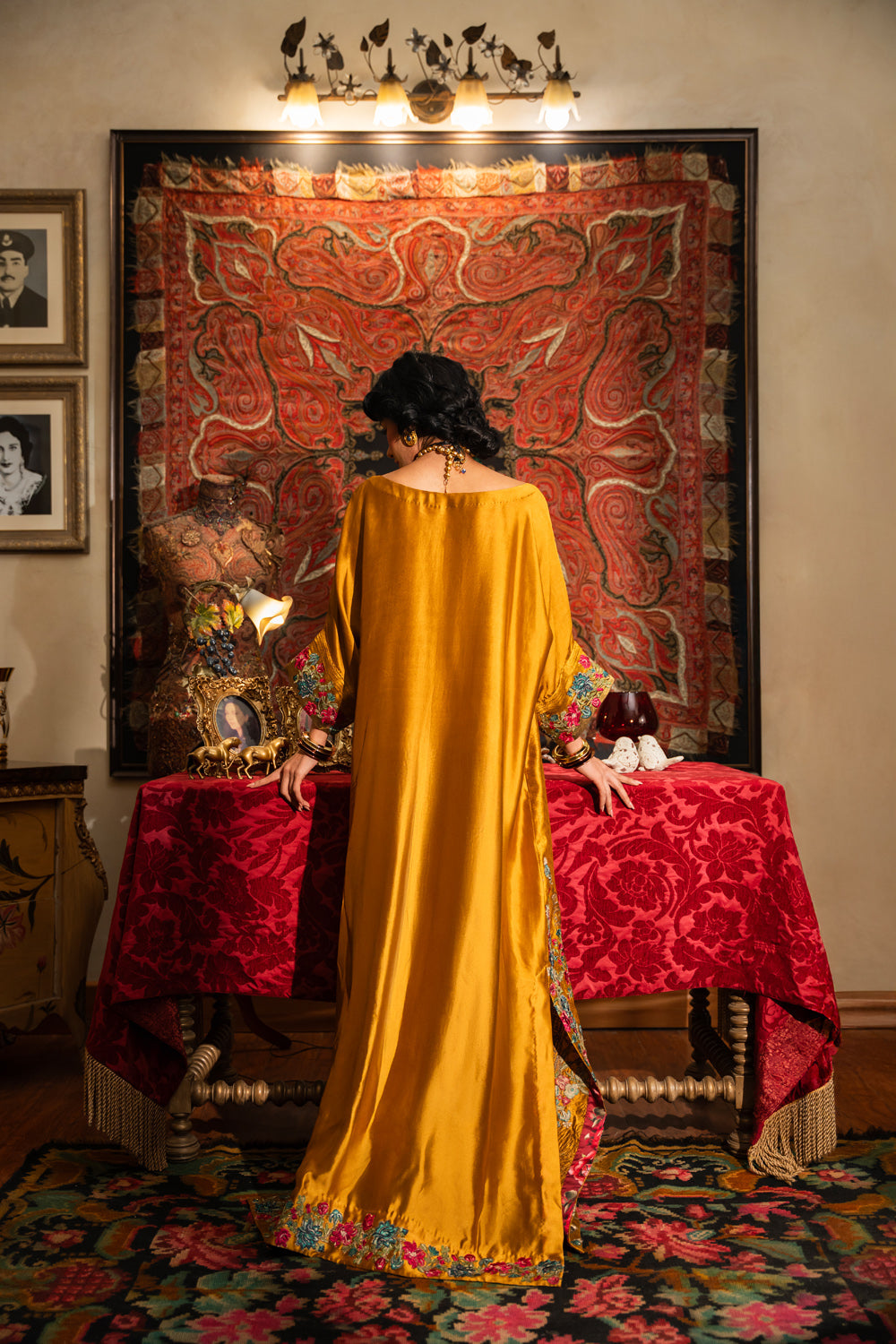 Nilofer Shahid | Aatish the Fire Within | Sunehri (1pc) â Aatish The Fire within