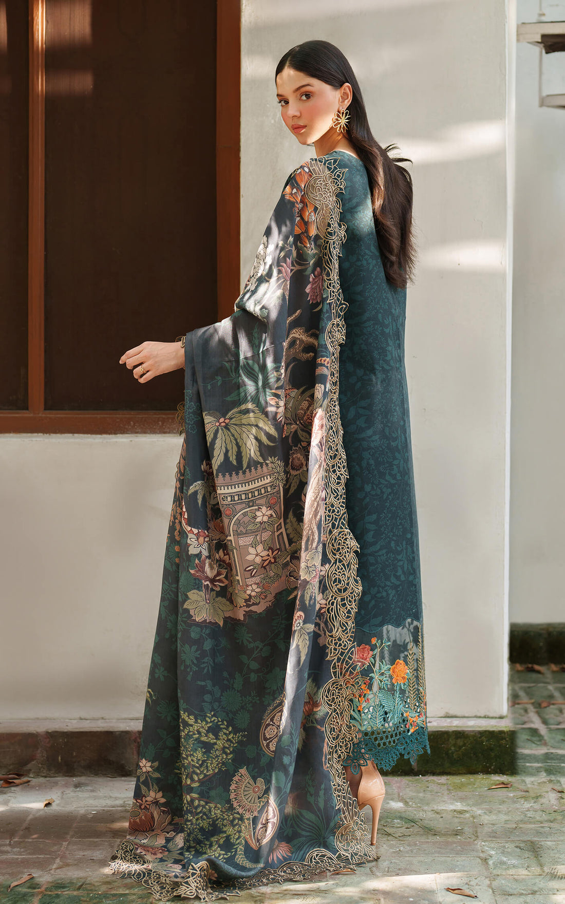 Asifa and Nabeel | Pashmina Luxe 25 |Nora LWC25-01