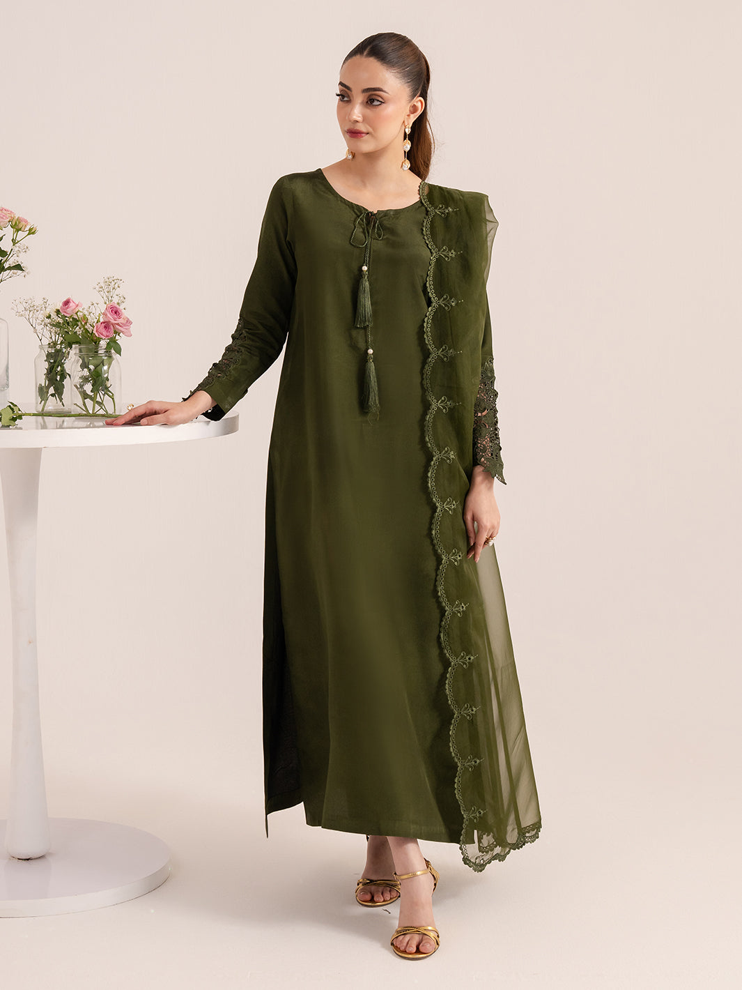 Izel | The Silk Chapter | Silken