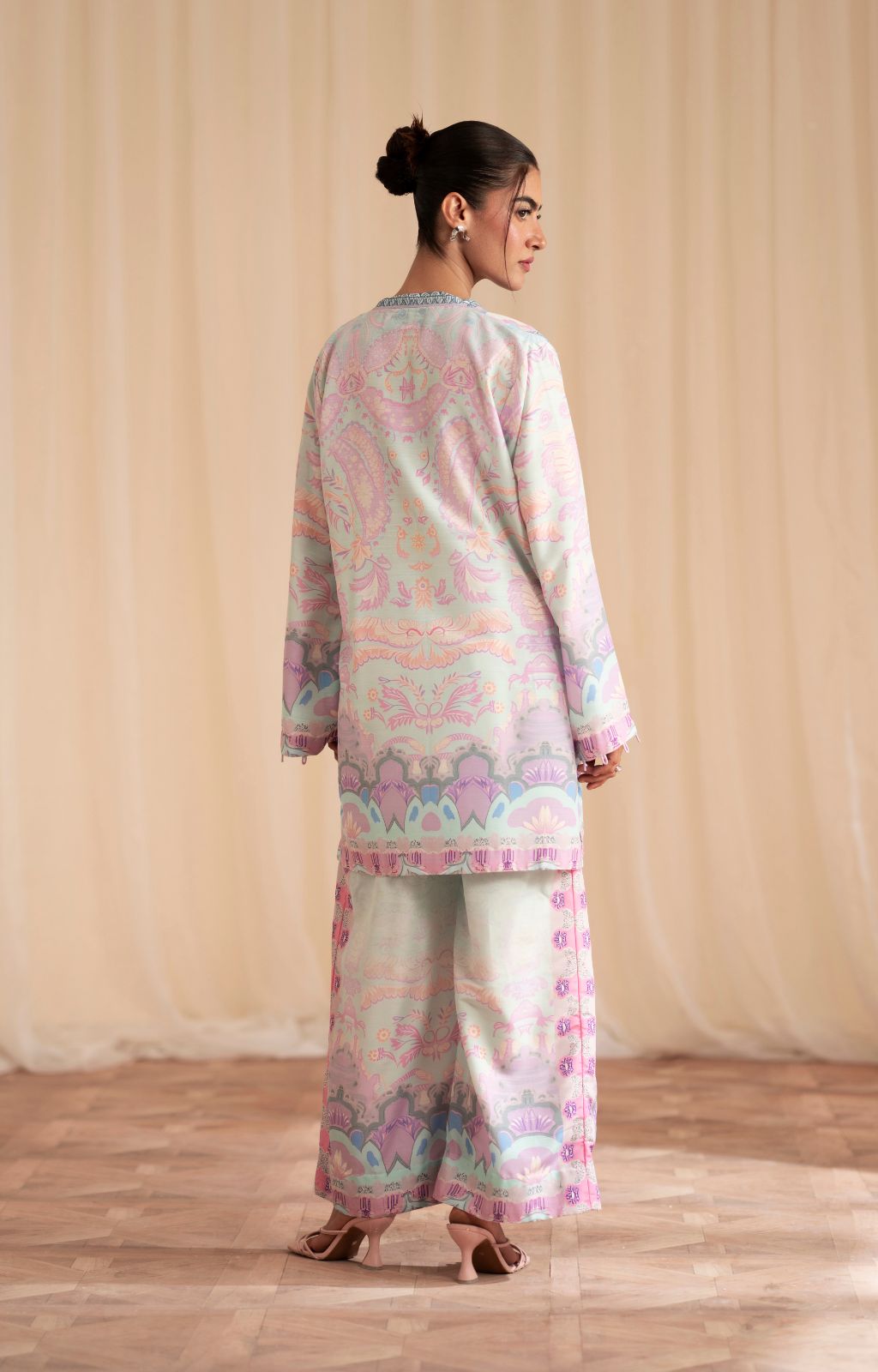Inayat | Cords 25 | Dahlia