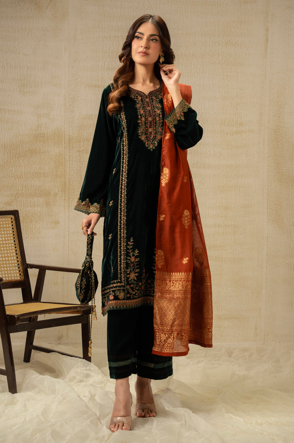 Zeen | Winter 25 | WUM35848