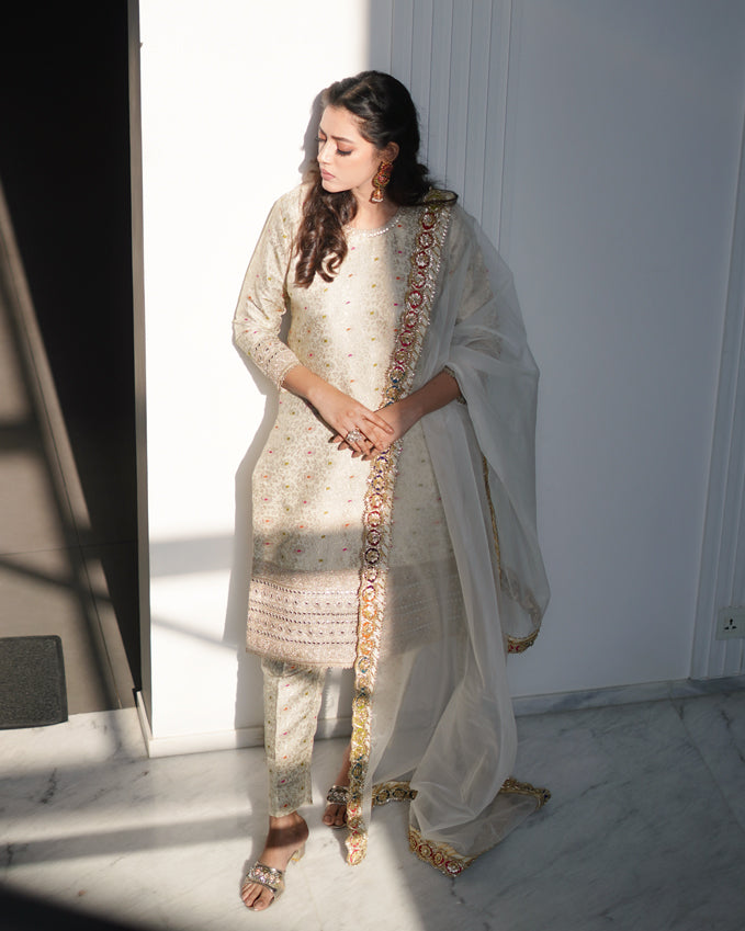 Zar | Formals Wear | Off White