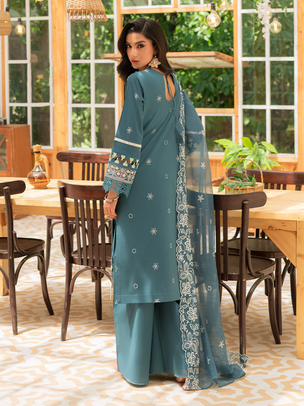 Mahnur | Bella Lawn 24 | BL - 01