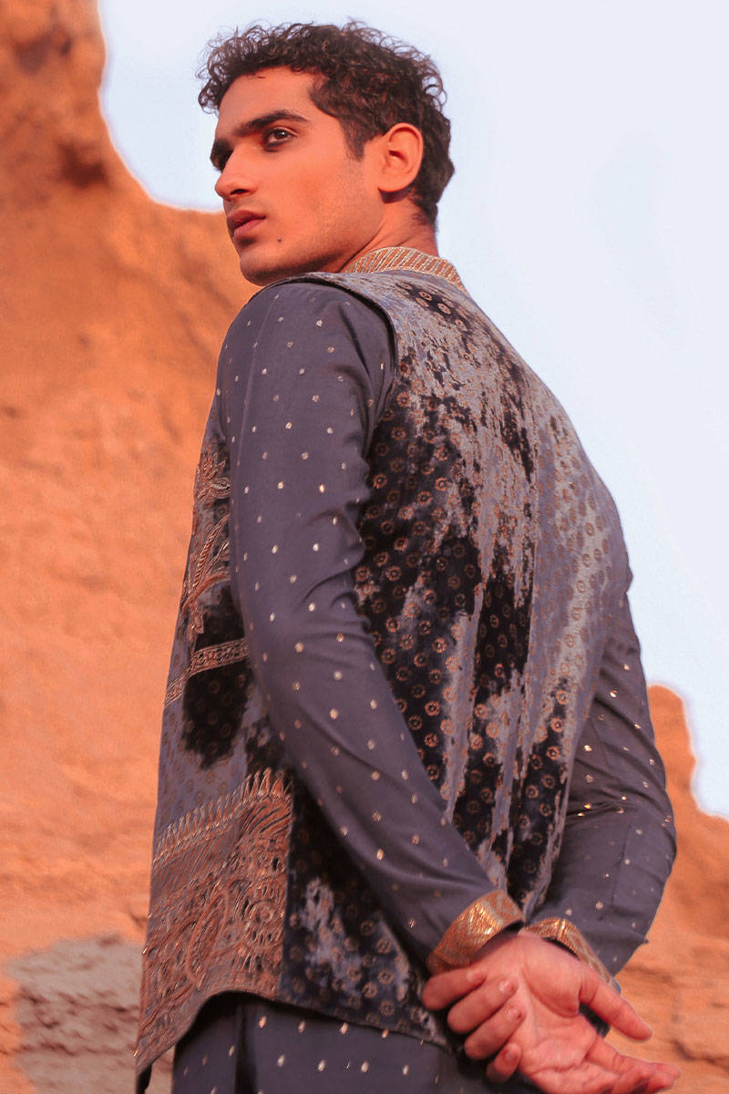 Pakistani Menswear | MNR-APC