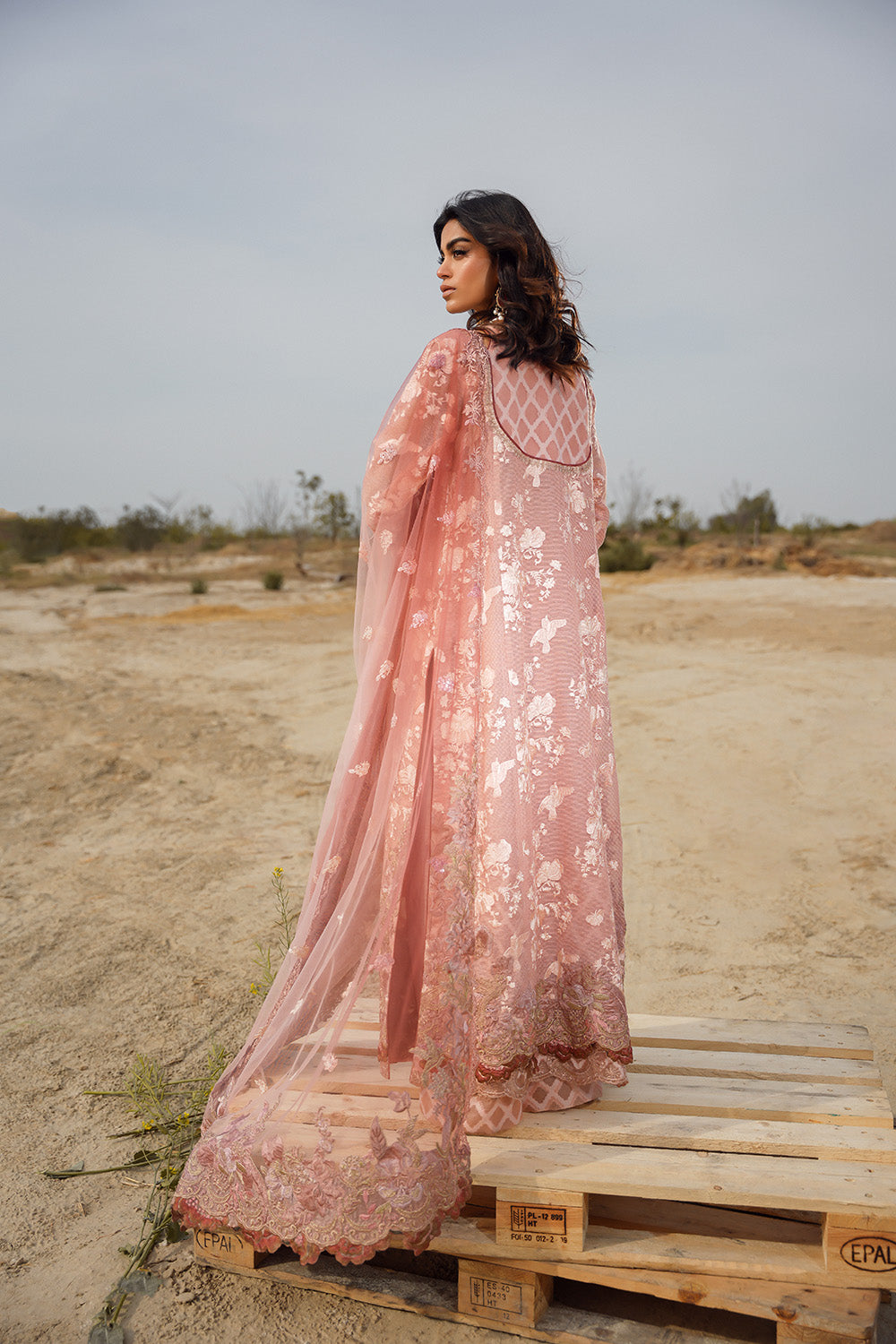 Nilofer Shahid | Verve Summer 24 | Sasha (3pc) â Verve SS 24