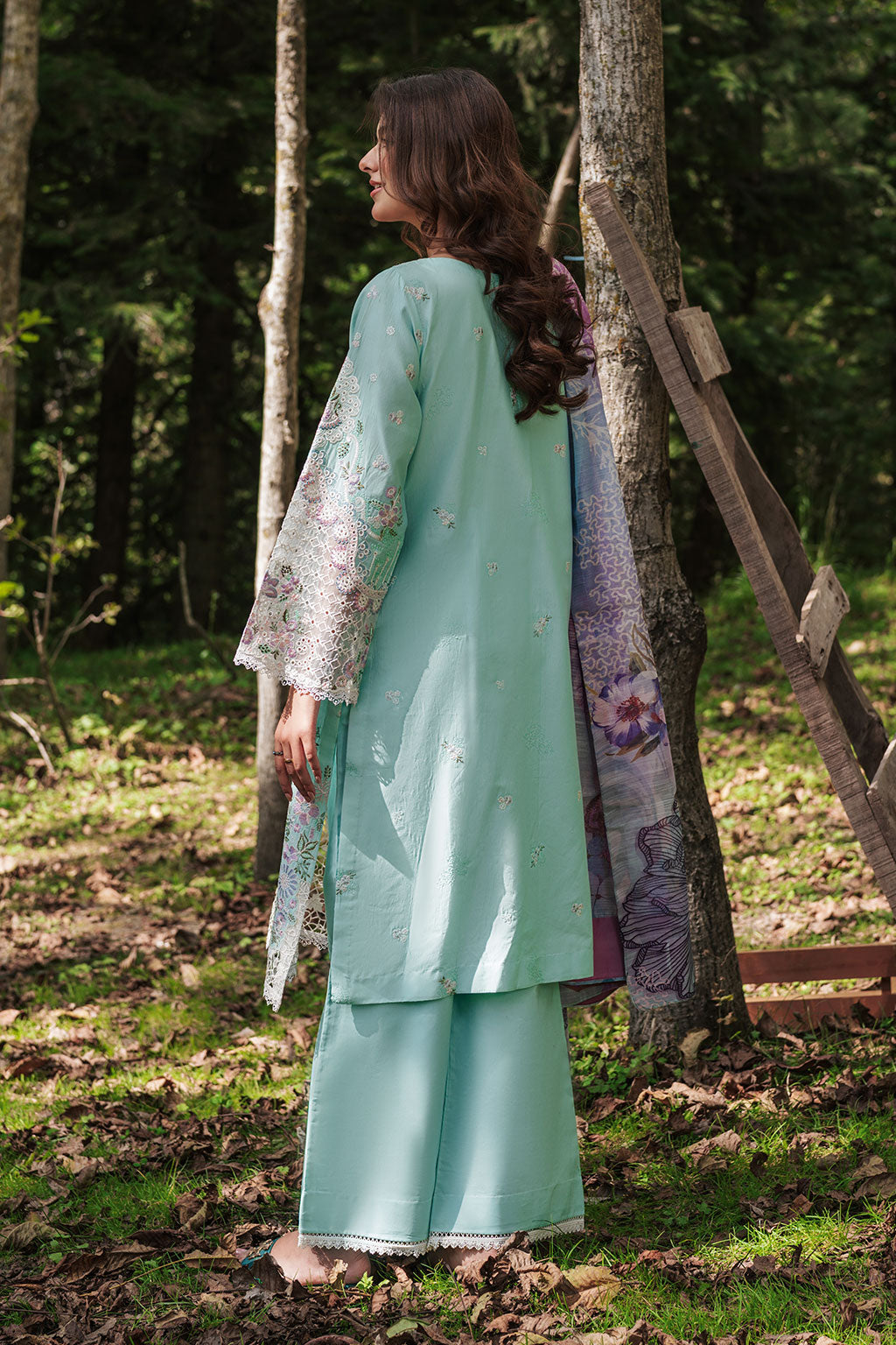 Afsanah | Silent in the Pine Tale | AL-105
